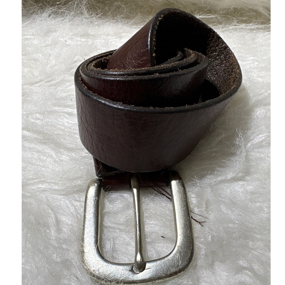 Unbranded Leather Belt Classic 30-34 Dark Brown Solid Brass Buckle Casual Rugged